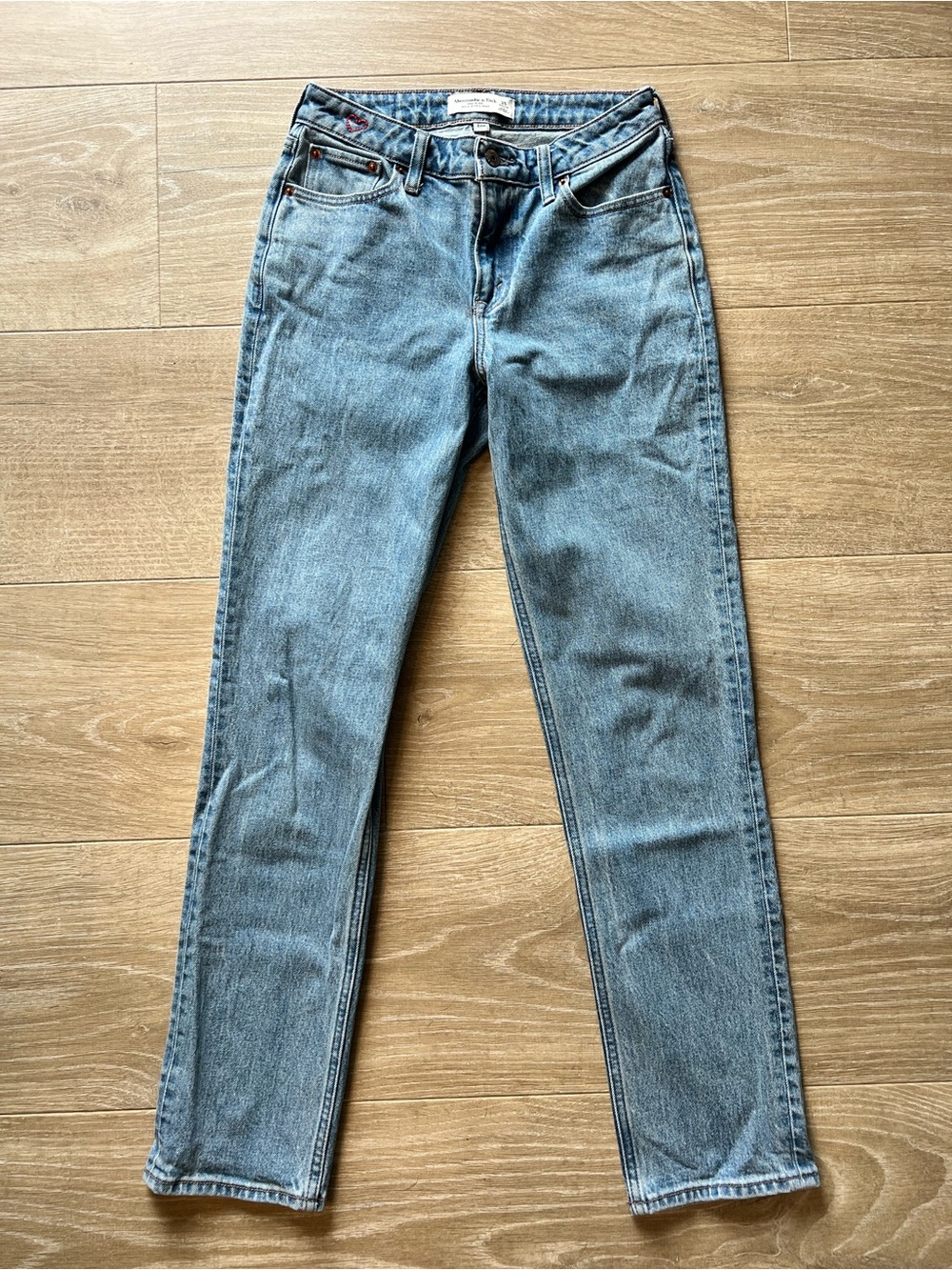 Abercrombie Curve Love Mid Rise 90s Straight Jeans 25 Regular